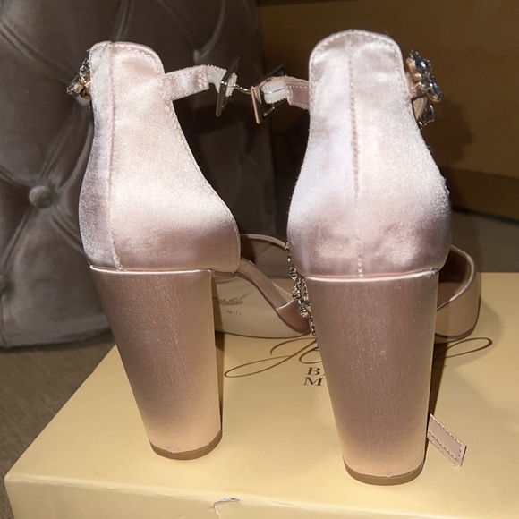 Jewel Badgley Mischka Ollie Champagne Pump 9.5 - Picture 2 of 7